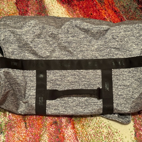 Pink Victoria Secret Large Overnight Bag - Picture 3 of 5